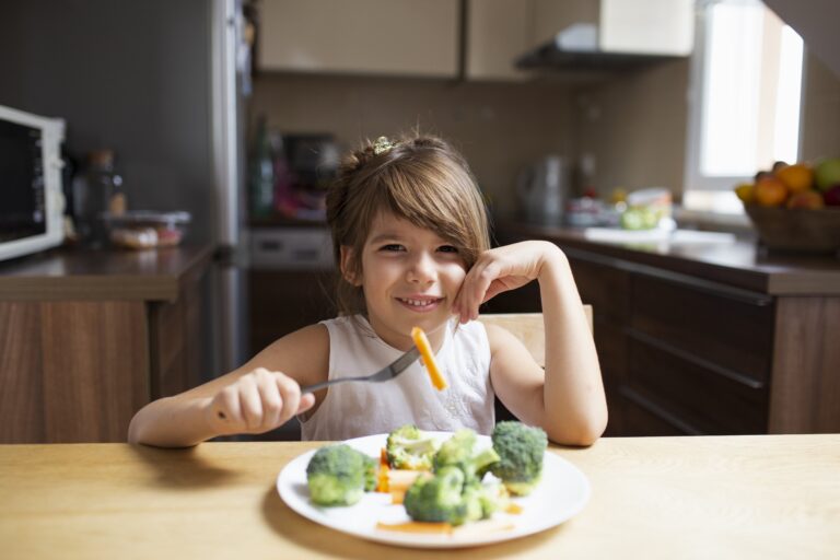 balanced diet for kids -pediatric health tips for dubai families